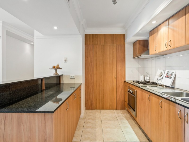 2/8 Tully Road, East Perth WA 6004