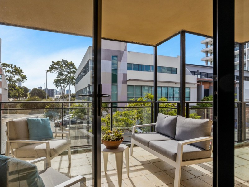 2/8 Tully Road, East Perth WA 6004