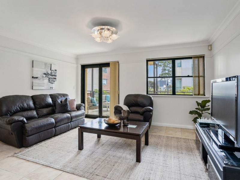 2/8 Tully Road, East Perth WA 6004