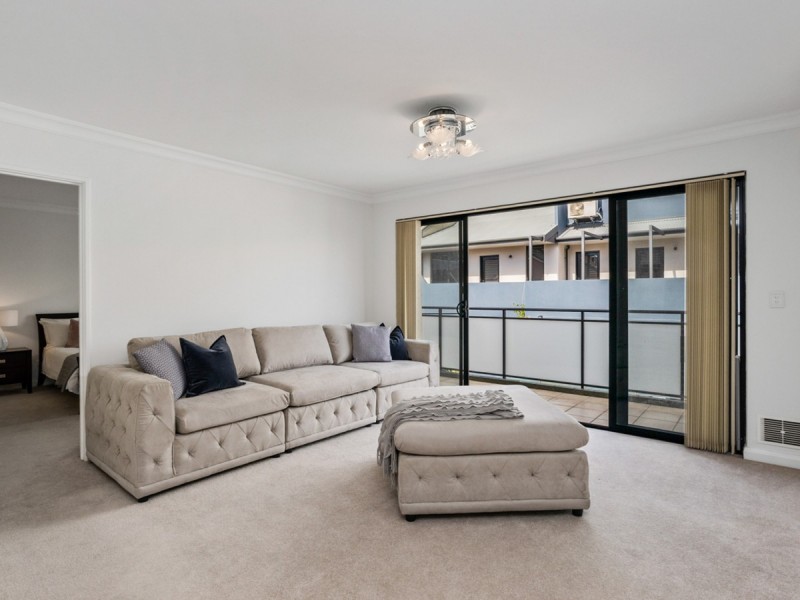 2/8 Tully Road, East Perth WA 6004
