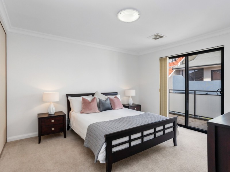 2/8 Tully Road, East Perth WA 6004