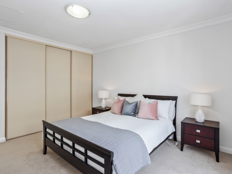 2/8 Tully Road, East Perth WA 6004