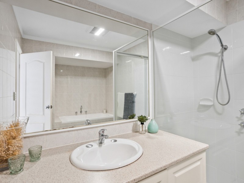 2/8 Tully Road, East Perth WA 6004