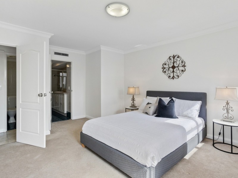 2/8 Tully Road, East Perth WA 6004