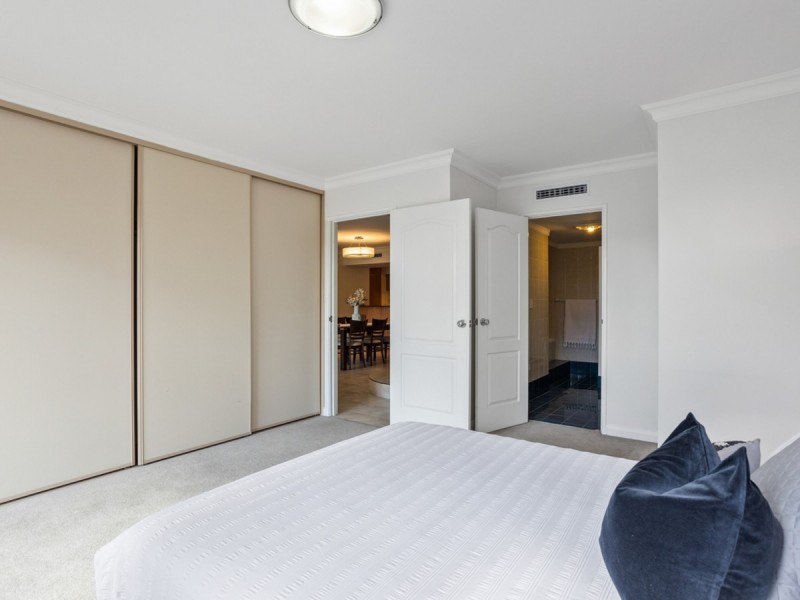 2/8 Tully Road, East Perth WA 6004