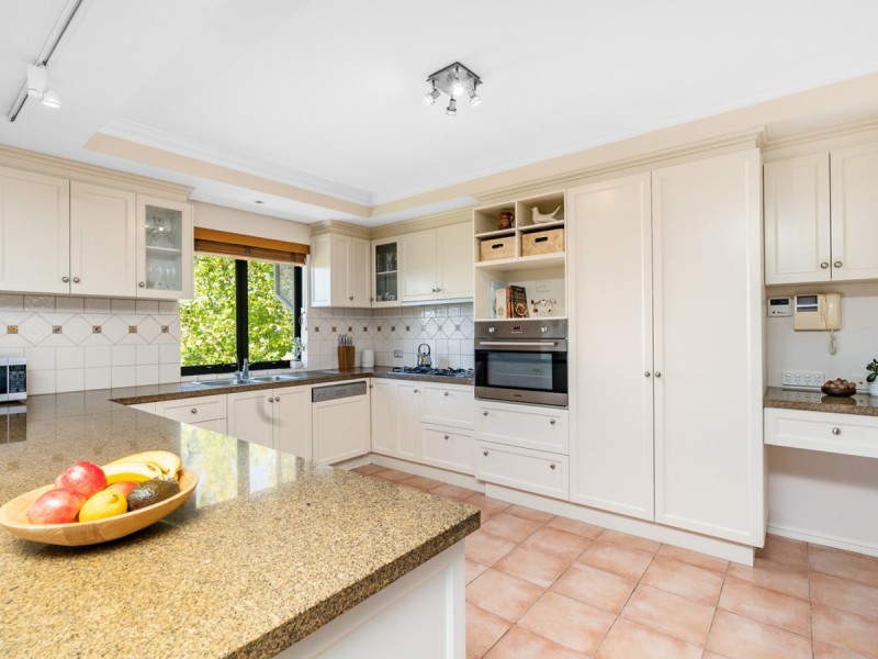 9/35 Haig Park Circle, East Perth WA 6004