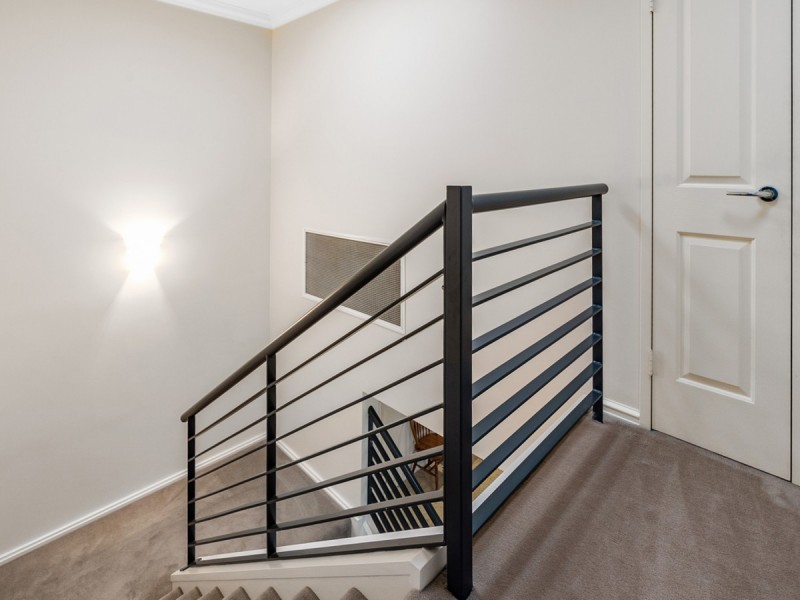 9/35 Haig Park Circle, East Perth WA 6004