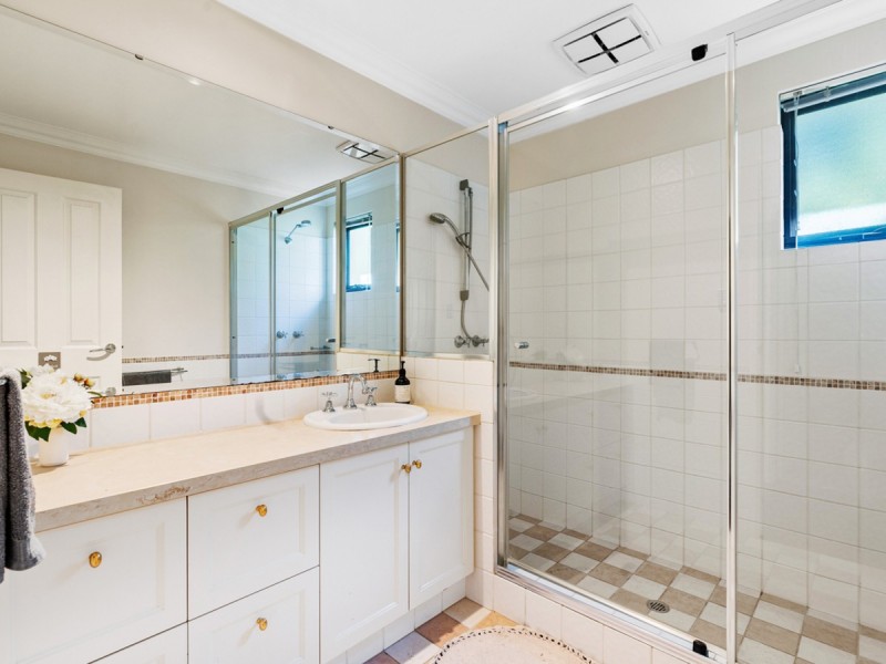 9/35 Haig Park Circle, East Perth WA 6004