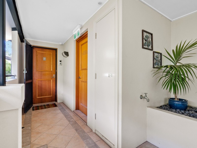 9/35 Haig Park Circle, East Perth WA 6004