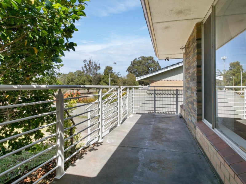 32 Gallagher Street, Eden Hill WA 6054