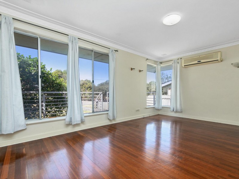 32 Gallagher Street, Eden Hill WA 6054