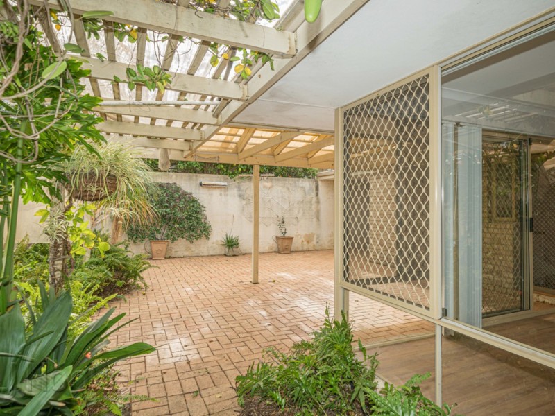2/36 First Avenue, Claremont WA 6010