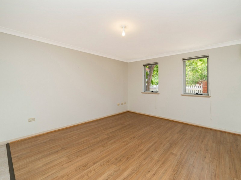 2/55 Wellington Street, East Perth WA 6004