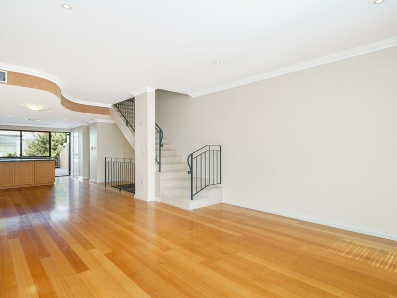 6 Tully Road, East Perth WA 6004