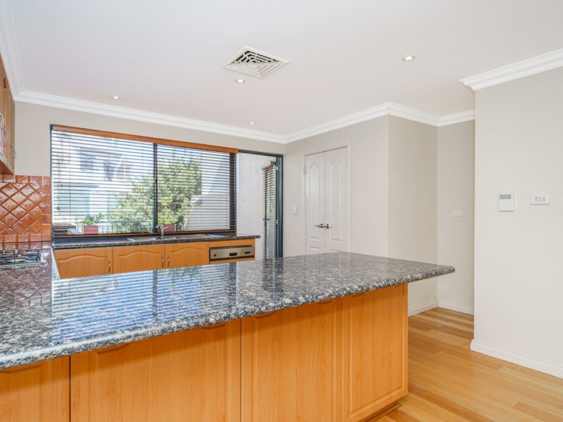 6 Tully Road, East Perth WA 6004