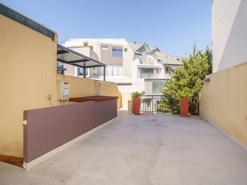 6 Tully Road, East Perth WA 6004