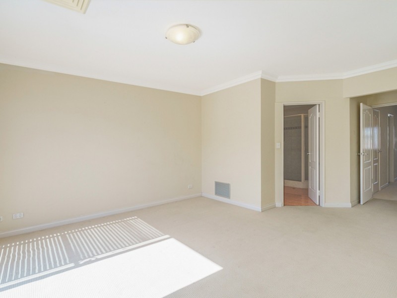 6 Tully Road, East Perth WA 6004