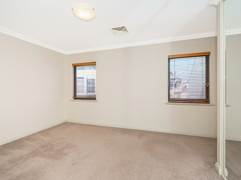 6 Tully Road, East Perth WA 6004