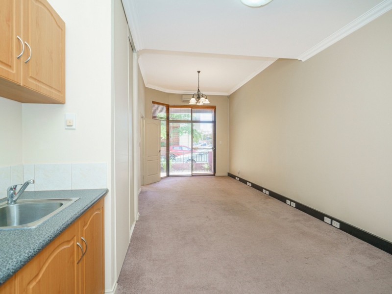 6 Tully Road, East Perth WA 6004