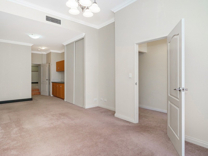 6 Tully Road, East Perth WA 6004