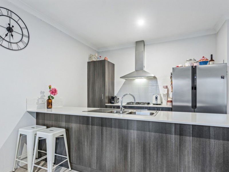 5 Antina Road, Banksia Grove WA 6031