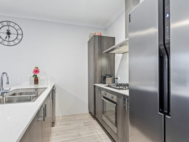 5 Antina Road, Banksia Grove WA 6031