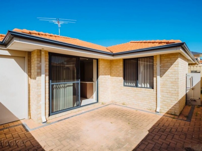 1/30 Eastdene Circle, Nollamara WA 6061