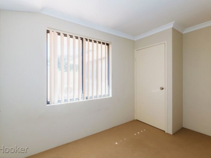 1/30 Eastdene Circle, Nollamara WA 6061