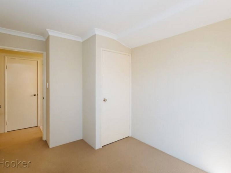 1/30 Eastdene Circle, Nollamara WA 6061