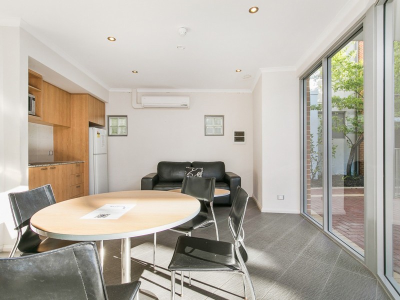 26/49 Sixth Avenue, Maylands WA 6051