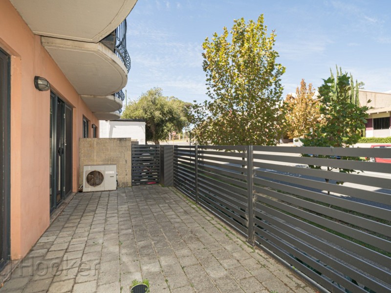 20/11 Regal Place, East Perth WA 6004