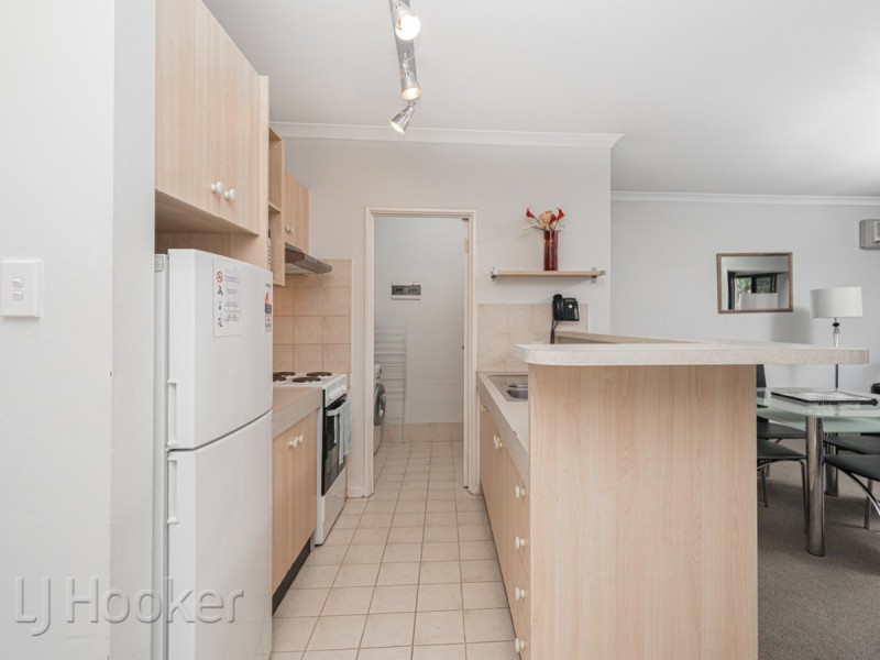 20/11 Regal Place, East Perth WA 6004