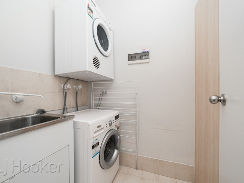 20/11 Regal Place, East Perth WA 6004