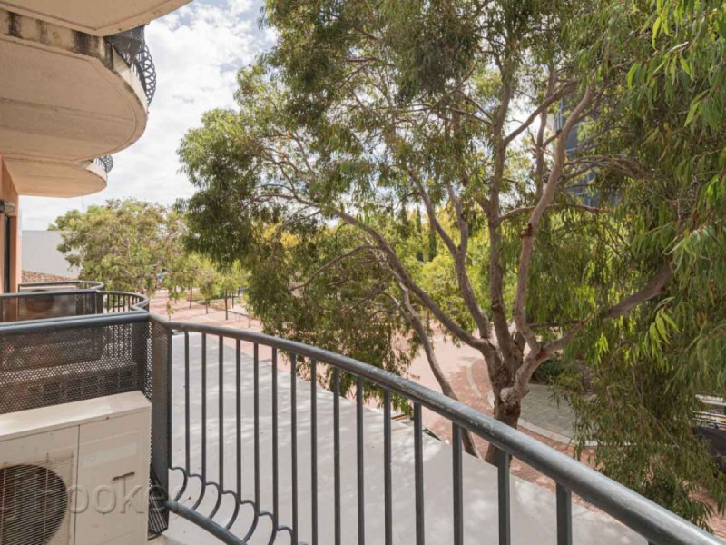 3/11 Regal Place, East Perth WA 6004