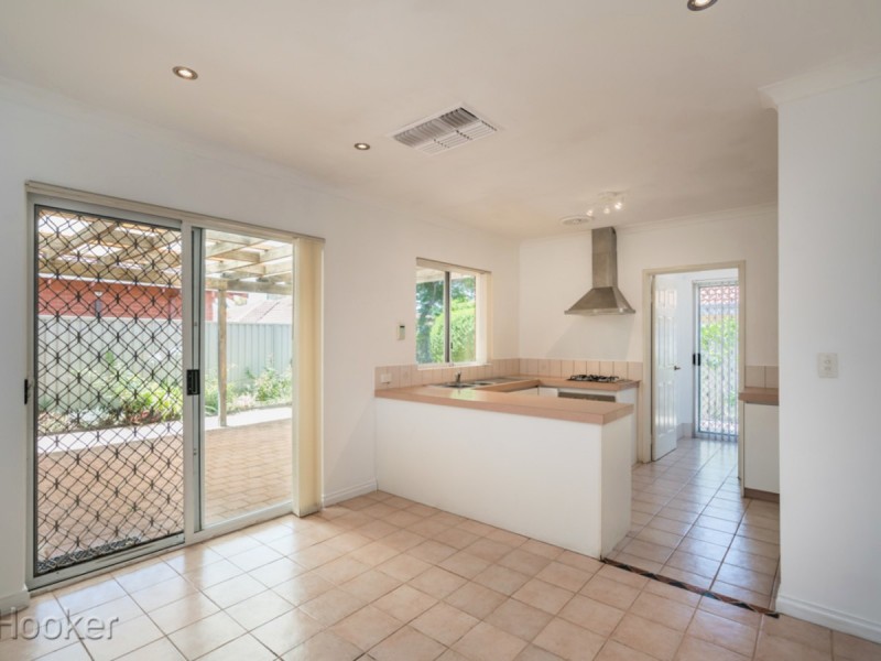 7/27 Mosiac Street East, Shelley WA 6148