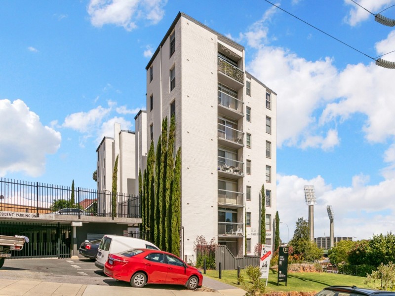 4/38-42 Waterloo Crescent, East Perth WA 6004
