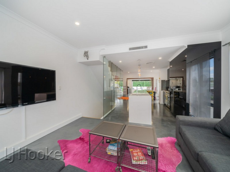 24 Kensington Street, East Perth WA 6004