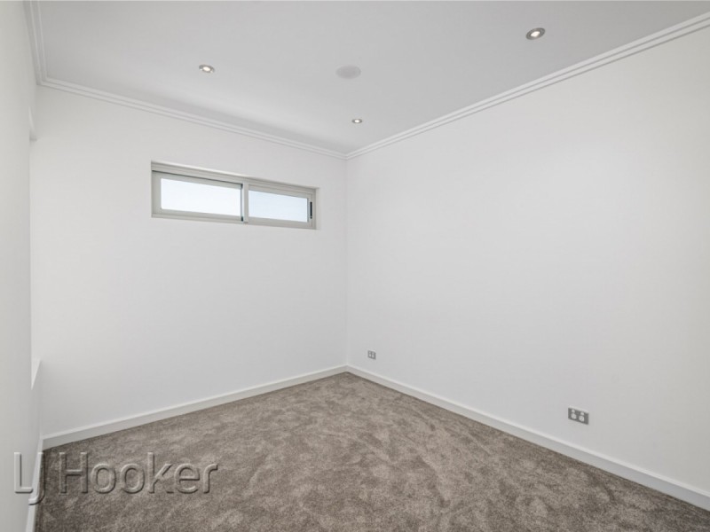 27/17 Wickham Street, East Perth WA 6004