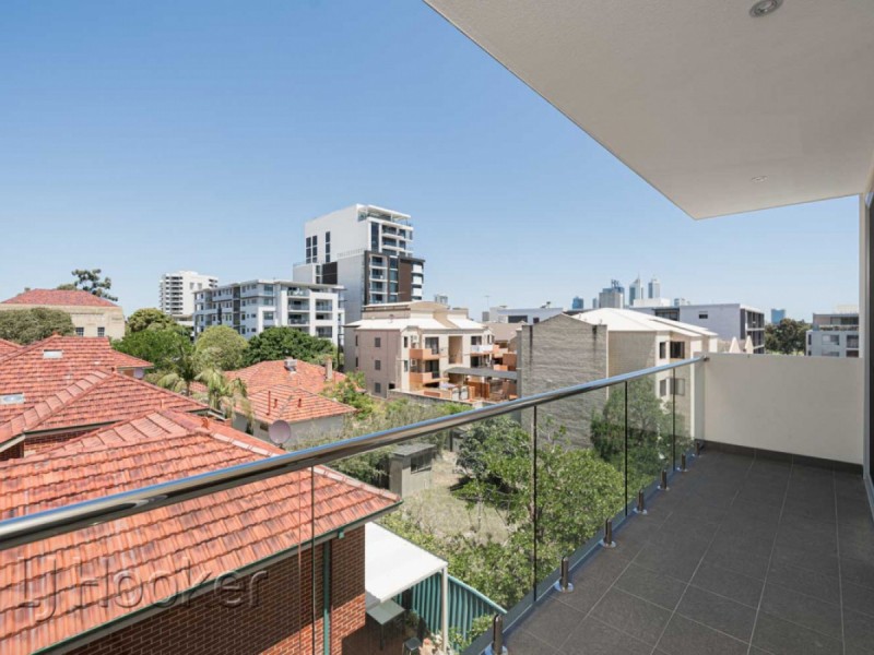 27/17 Wickham Street, East Perth WA 6004