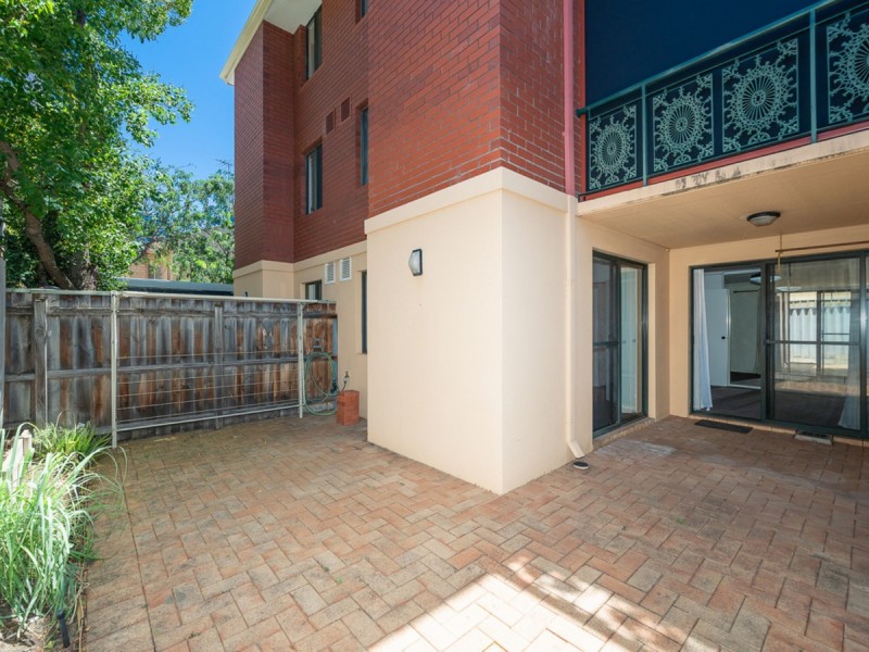 27/99-105 Wellington Street, East Perth WA 6004