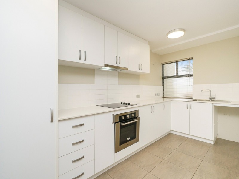 1/3 Beverley Road, Cloverdale WA 6105