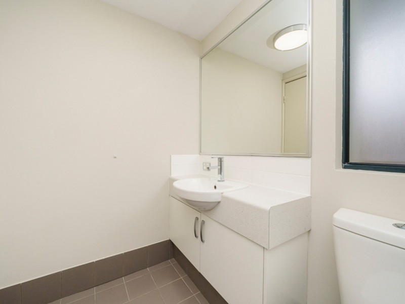 1/3 Beverley Road, Cloverdale WA 6105
