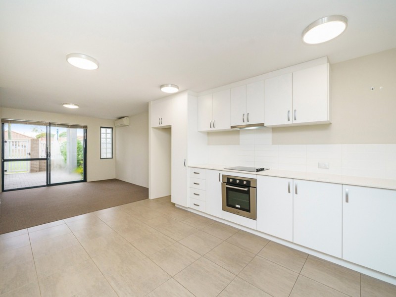 1/3 Beverley Road, Cloverdale WA 6105