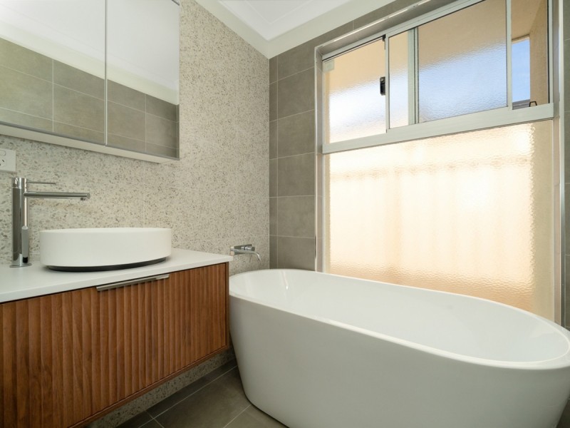 8a Mort Street, Rivervale WA 6103