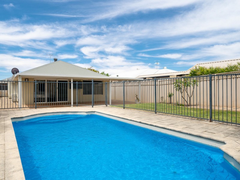 8a Mort Street, Rivervale WA 6103