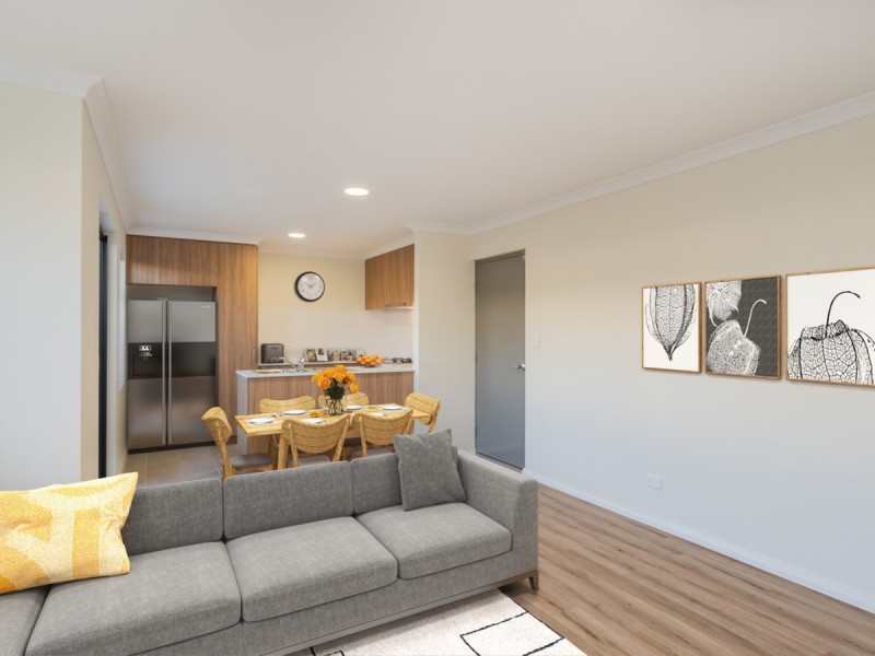 4/4 Whiteside Street, Cloverdale WA 6105