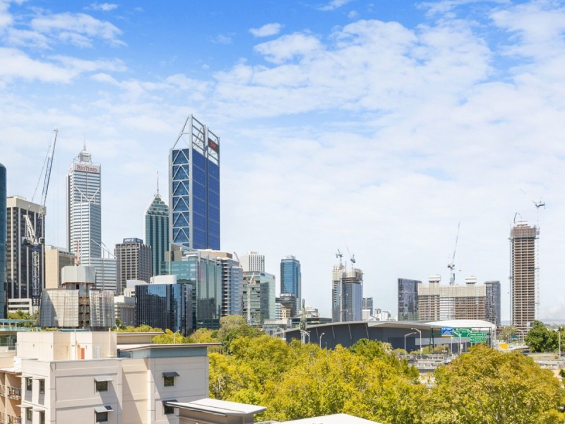 59/118 Mounts Bay Road, Perth WA 6000
