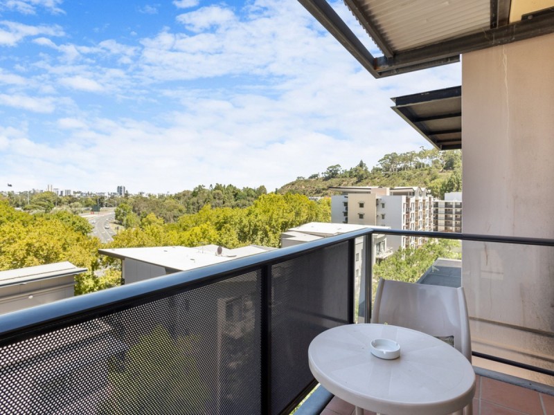 59/118 Mounts Bay Road, Perth WA 6000