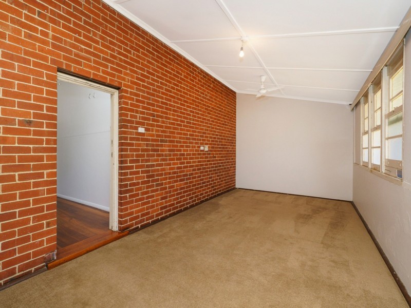 4 Kooyong Road, Rivervale WA 6103