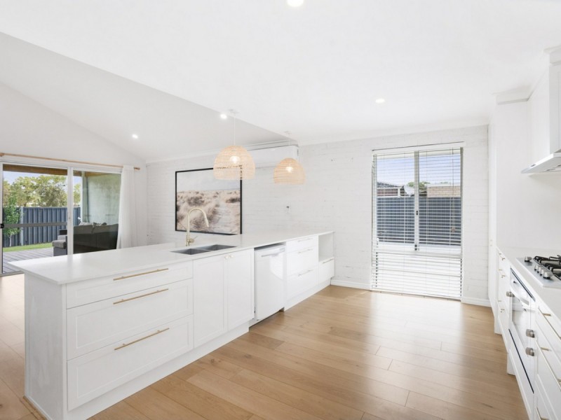 36 Eclipse Way, Beckenham WA 6107